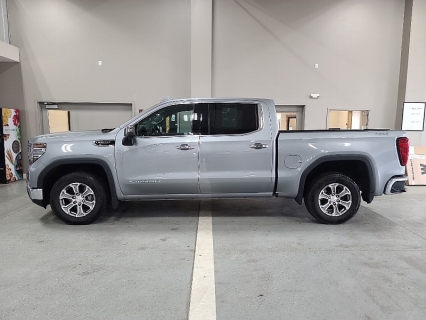 Used 2024 GMC Sierra 1500 4WD Crew Cab 147