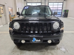 Used 2014  Jeep Patriot 4d SUV 4WD Latitude at J's Auto near Manchester&comma; IA