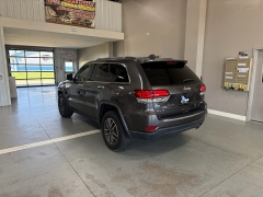 Used 2020  Jeep Grand Cherokee Limited 4x4 at J's Auto near Manchester&comma; IA