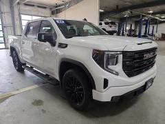 Used 2023  GMC Sierra 1500 4WD Crew Cab 147" Elevation w&sol;3SB at J's Auto near Manchester&comma; IA