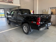 Used 2004 Chevrolet Silverado 1500 Ext Cab 143.5" WB 4WD Z71 at J's Auto near Manchester, IA
