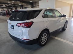 Used 2024  Chevrolet Equinox FWD 4dr LS w&sol;1FL at J's Auto near Manchester&comma; IA