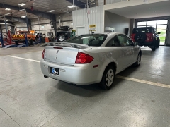 Used 2009 Pontiac G5 2d Coupe at J's Auto near Manchester, IA