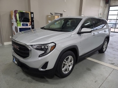 Used 2018  GMC Terrain FWD 4dr SLE at J's Auto near Manchester&comma; IA
