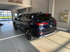 Used 2023  Mitsubishi Outlander SE FWD at J's Auto near Manchester&comma; IA