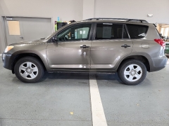  2012 Toyota RAV4 4d SUV AWD at J's Auto near Manchester, IA