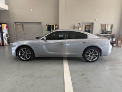 Used 2016  Dodge Charger 4dr Sdn Road&sol;Track RWD at J's Auto near Manchester&comma; IA