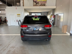 Used 2020  Jeep Grand Cherokee Limited 4x4 at J's Auto near Manchester&comma; IA