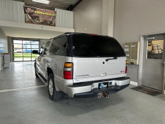 Used 2005 GMC Yukon XL 1500 SUV 4WD Denali at J's Auto near Manchester, IA
