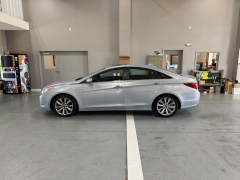 Used 2013  Hyundai Sonata 4dr Sdn 2&period;0T Auto Limited at J's Auto near Manchester&comma; IA