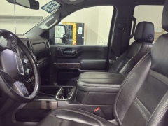 Used 2023  GMC Sierra 2500HD 4WD Crew Cab 159" Denali at J's Auto near Manchester&comma; IA