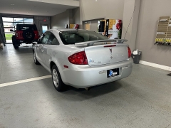Used 2009 Pontiac G5 2d Coupe at J's Auto near Manchester, IA