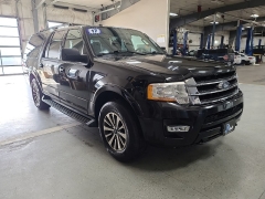 Used 2017  Ford Expedition EL 4x4 at J's Auto near Manchester&comma; IA