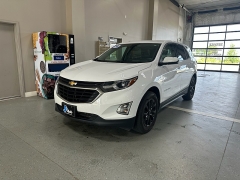 Used 2018 Chevrolet Equinox 4d SUV AWD LT w/1LT at J's Auto near Manchester, IA