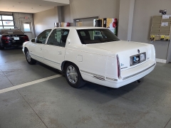 Used 1999 Cadillac DeVille 4d Sedan at J's Auto near Manchester, IA