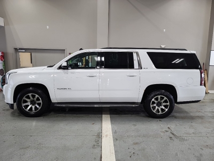 2015 GMC Yukon XL SLE's photo