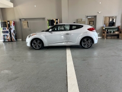 Used 2012 Hyundai Veloster 3dr Cpe Auto w/Gray Int at J's Auto near Manchester, IA