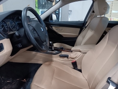 Used 2018  BMW 3 Series 320i xDrive Sedan at J's Auto near Manchester&comma; IA