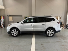  2016 Chevrolet Traverse 4d SUV AWD LT w&sol;1LT at J's Auto near Manchester&comma; IA