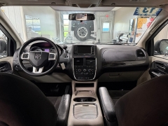 Used 2013  Dodge Grand Caravan 4d Wagon SXT at J's Auto near Manchester&comma; IA