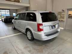 Used 2012  Chrysler Town & Country 4d Wagon Touring at J's Auto near Manchester&comma; IA