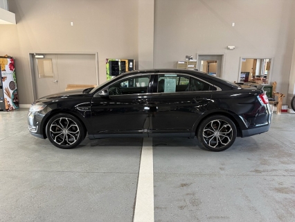 Used 2015 Ford Taurus 4d Sedan SHO AWD at J's Auto near Manchester, IA