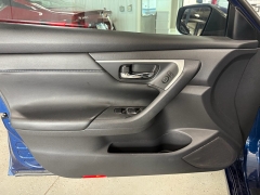 Used 2016  Nissan Altima 4dr Sdn I4 2&period;5 SR at J's Auto near Manchester&comma; IA