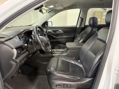 Used 2019  Chevrolet Traverse 4d SUV AWD LT Cloth w&sol;1LT at J's Auto near Manchester&comma; IA