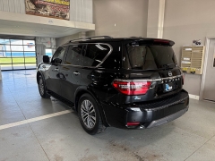 Used 2022  Nissan Armada 4x4 SV at J's Auto near Manchester&comma; IA