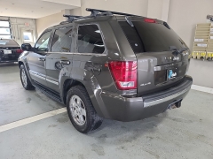 Used 2005  Jeep Grand Cherokee 4d SUV 4WD Limited Hemi at J's Auto near Manchester, IA