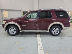  2007 Ford Explorer 4d SUV 4WD Eddie Bauer V6 at J's Auto near Manchester, IA