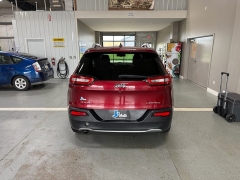 Used 2015  Jeep Cherokee 4d SUV 4WD Limited at J's Auto near Manchester&comma; IA
