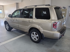 Used 2006  Honda Pilot 4d SUV 4WD EX-L at J's Auto near Manchester&comma; IA
