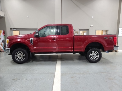 Used 2017 Ford Super Duty F-350 4WD Supercab Lariat SRW at J's Auto near Manchester, IA