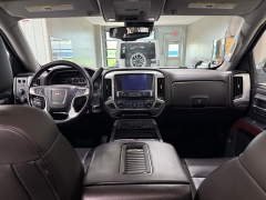Used 2018  GMC Sierra 1500 4WD Crew Cab 143&period;5" SLT at J's Auto near Manchester&comma; IA
