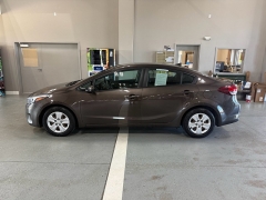 Used 2018  Kia Forte LX Manual at J's Auto near Manchester&comma; IA