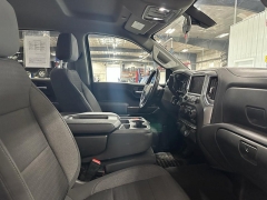 Used 2021 Chevrolet Silverado 1500 4WD Crew Cab 147" LT w/1LT at J's Auto near Manchester, IA