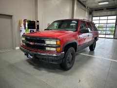 Used 1999 Chevrolet Suburban 1500 SUV 4WD LT at J's Auto near Manchester, IA