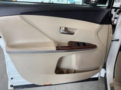 Used 2009  Toyota Venza 4d SUV AWD at J's Auto near Manchester&comma; IA