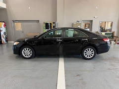 Used 2011  Toyota Camry 4dr Sdn I4 &lpar;Natl&rpar; at J's Auto near Manchester&comma; IA