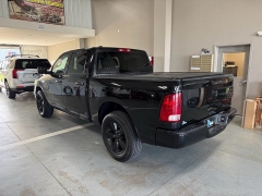 Used 2016  Ram 1500 4WD Crew Cab 140&period;5" Express at J's Auto near Manchester&comma; IA
