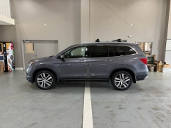  2016 Honda Pilot 4d SUV AWD Touring at J's Auto near Manchester&comma; IA