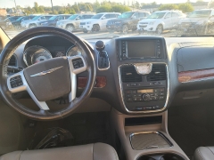 Used 2014 Chrysler Town & Country 4d Wagon Touring L at J's Auto near Manchester, IA