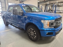 Used 2019  Ford F-150 4WD SuperCrew 5&period;5' Box at J's Auto near Manchester&comma; IA