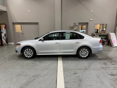 Used 2015  Volkswagen Passat 4dr Sdn 1&period;8T PZEV at J's Auto near Manchester&comma; IA