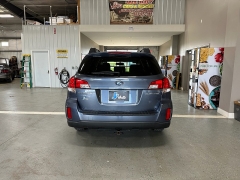 Used 2013 Subaru Outback 4dr Wgn H4 Auto 2.5i Premium at J's Auto near Manchester, IA