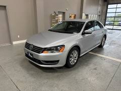 Used 2015  Volkswagen Passat 4dr Sdn 1&period;8T PZEV at J's Auto near Manchester&comma; IA