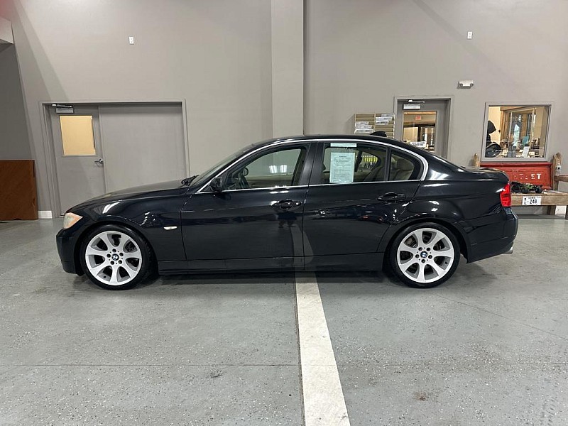 Used 2006  BMW 3 Series 330i 4dr Sdn RWD at J's Auto near Manchester, IA