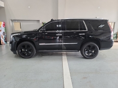 Used 2020  Cadillac Escalade 4d SUV 4WD Premium Luxury at J's Auto near Manchester, IA