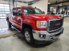 Used 2016  GMC Sierra 2500HD 4WD Crew Cab 153&period;7" SLT at J's Auto near Manchester&comma; IA